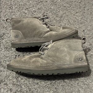 Ugg nuemel boots